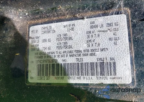 1996 Dodge Ram 1500 из США, поврежденный, VIN 1B7HC16Y6TS608739